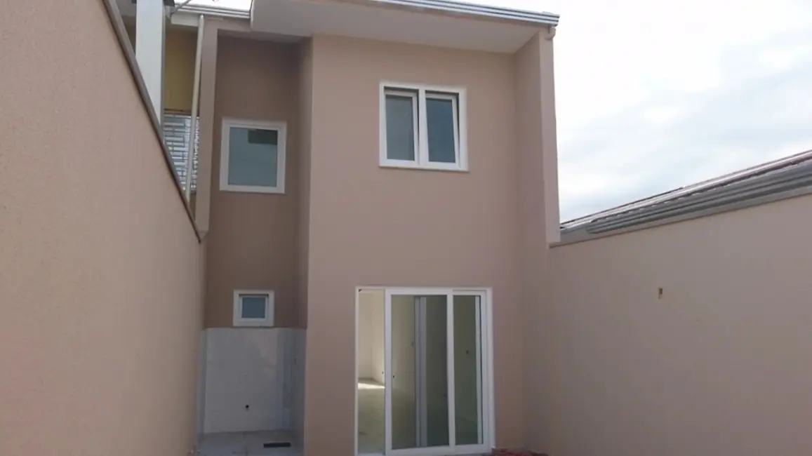 Foto 1 de Sobrado com 3 quartos à venda, 110m2 em Pontal Do Parana - PR