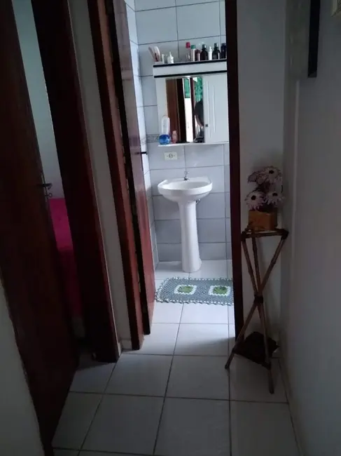 Foto 3 de Casa com 3 quartos à venda, 320m2 em Colombo - PR