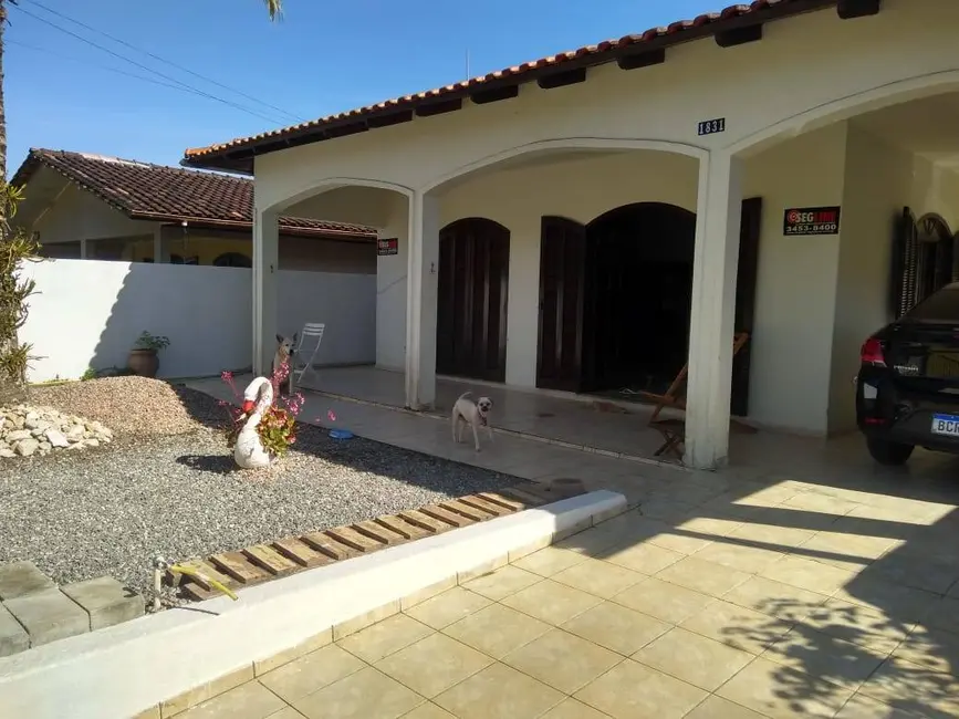 Foto 8 de Casa com 4 quartos à venda, 600m2 em Pontal Do Parana - PR