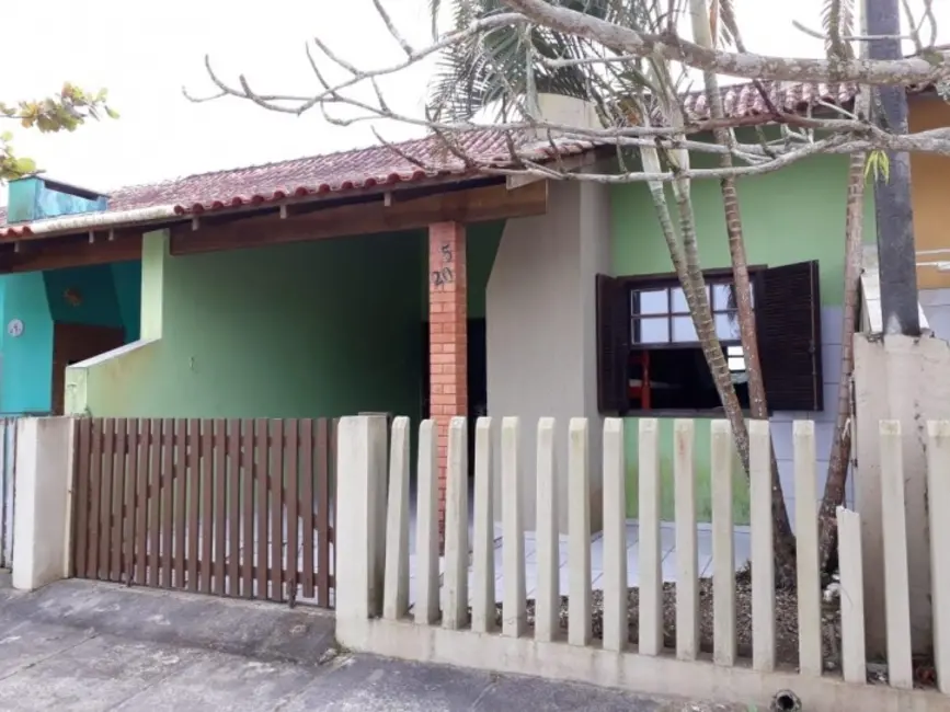 Foto 1 de Casa com 3 quartos à venda, 120m2 em Ipanema, Pontal Do Parana - PR