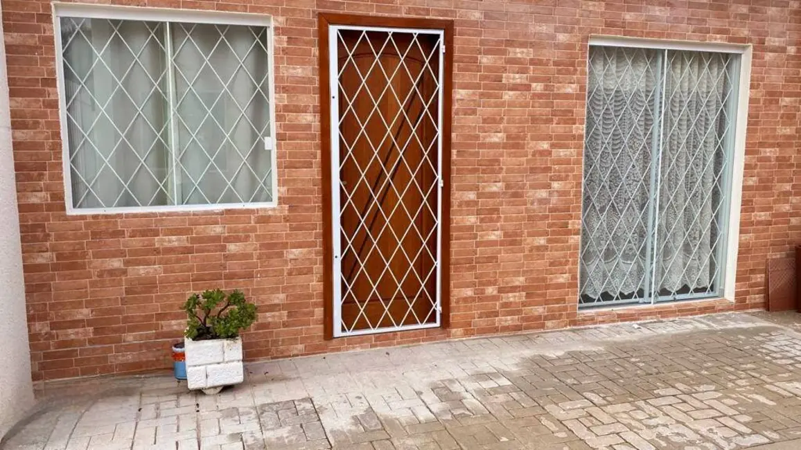 Foto 3 de Casa com 2 quartos à venda, 125m2 em Nereidas, Guaratuba - PR