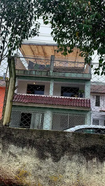 Casa com 4 quartos à venda, 300m2 em Sítio Cercado, Curitiba - PR - imagem 6 Foto 6 de Casa com 4 quartos à venda, 300m2 em Sítio Cercado, Curitiba - PR
