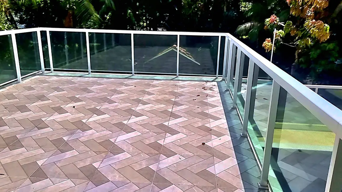 Foto 3 de Chácara com 3 quartos à venda, 1429m2 em Guaraguaçu, Pontal Do Parana - PR