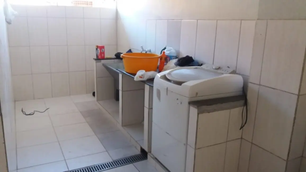 Casa com 6 quartos à venda, 360m2 em Quississana, Sao Jose Dos Pinhais - PR - imagem 3 Foto 3 de Casa com 6 quartos à venda, 360m2 em Quississana, Sao Jose Dos Pinhais - PR