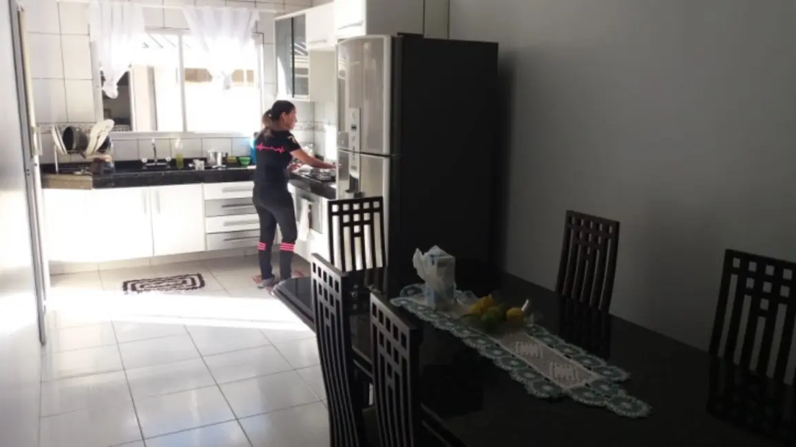 Casa com 6 quartos à venda, 360m2 em Quississana, Sao Jose Dos Pinhais - PR - imagem 5 Foto 5 de Casa com 6 quartos à venda, 360m2 em Quississana, Sao Jose Dos Pinhais - PR