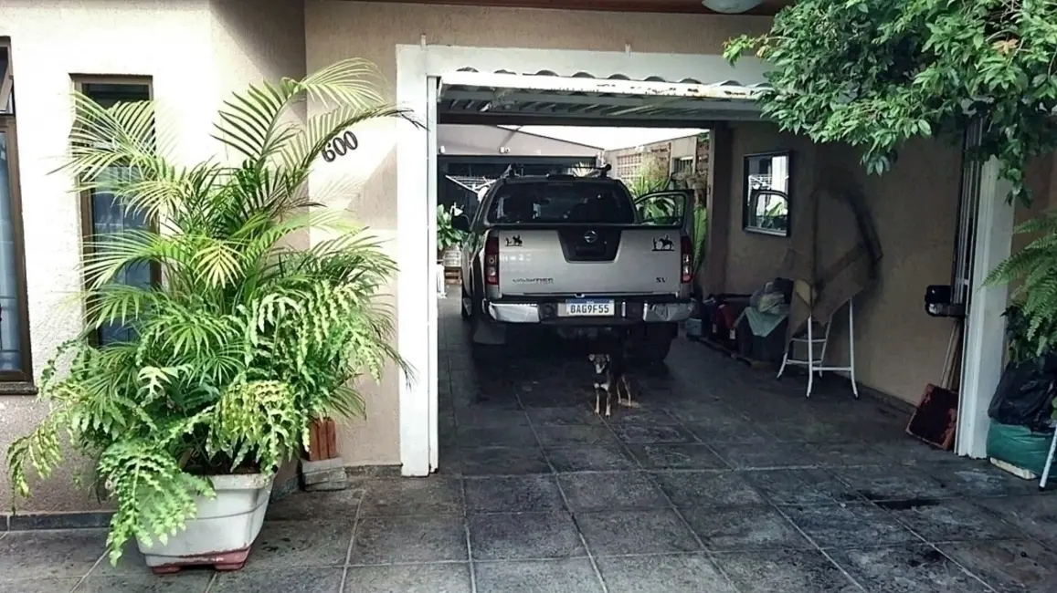 Foto 7 de Casa com 6 quartos à venda, 253m2 em Capão da Imbuia, Curitiba - PR