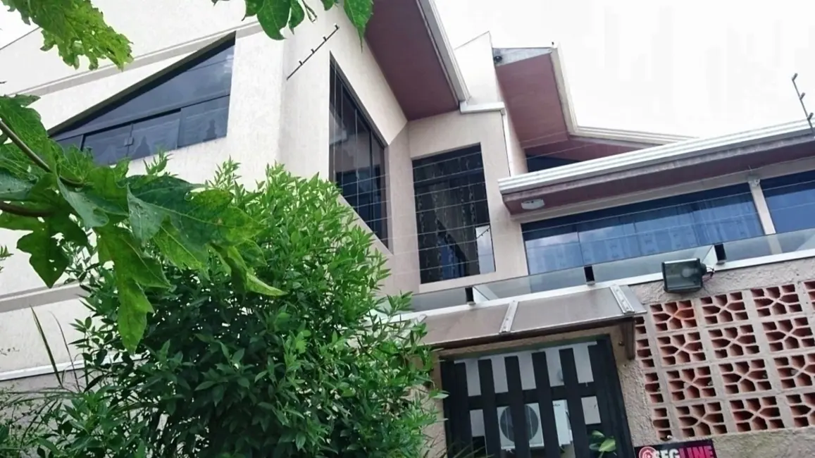 Foto 5 de Casa com 6 quartos à venda, 253m2 em Capão da Imbuia, Curitiba - PR