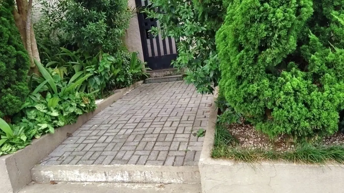 Foto 9 de Casa com 6 quartos à venda, 253m2 em Capão da Imbuia, Curitiba - PR