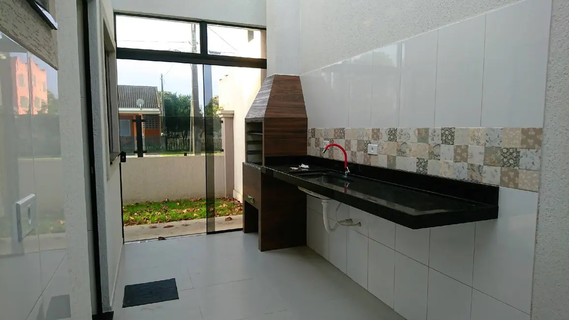 Foto 1 de Casa com 3 quartos à venda, 127m2 em Pontal Do Parana - PR