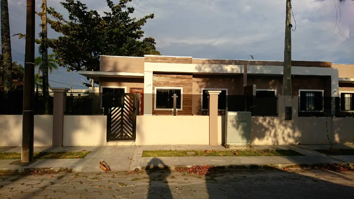 Foto 6 de Casa com 3 quartos à venda, 127m2 em Pontal Do Parana - PR