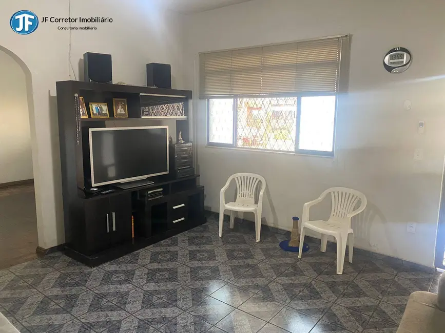 Foto 2 de Casa com 5 quartos à venda em Imbaúbas, Ipatinga - MG