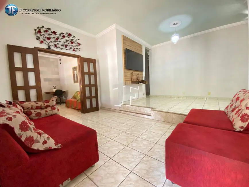 Foto 2 de Casa com 3 quartos à venda, 253m2 em Bela Vista, Ipatinga - MG
