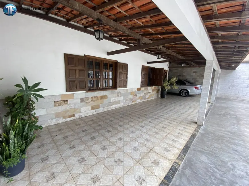 Casa com 3 quartos à venda, 253m2 em Bela Vista, Ipatinga - MG - imagem 3 Foto 3 de Casa com 3 quartos à venda, 253m2 em Bela Vista, Ipatinga - MG