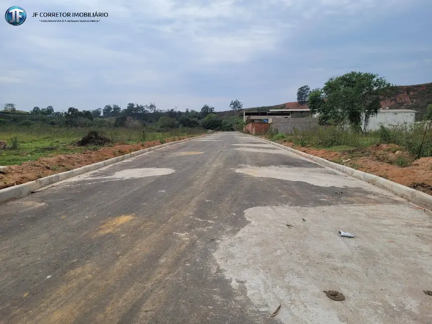 Foto 7 de Terreno / Lote à venda, 200m2 em Caratinga - MG