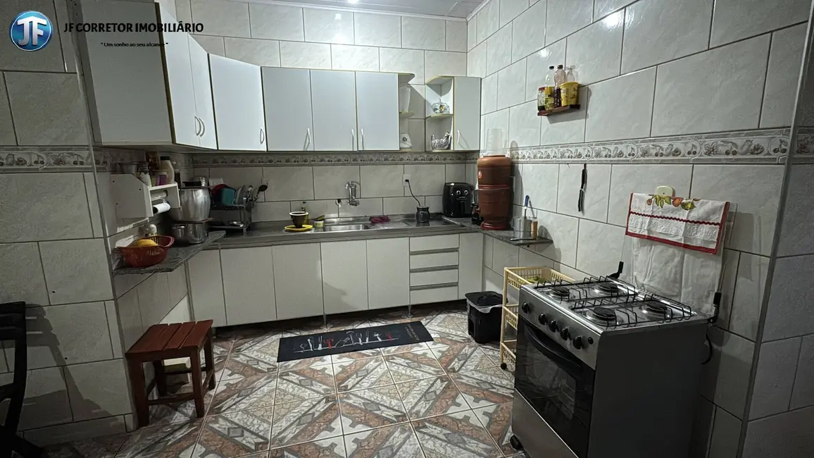 Casa com 3 quartos à venda, 266m2 em Limoeiro, Ipatinga - MG - imagem 9 Foto 9 de Casa com 3 quartos à venda, 266m2 em Limoeiro, Ipatinga - MG