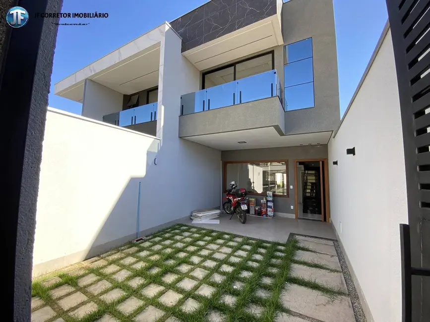 Foto 2 de Casa com 3 quartos à venda, 152m2 em Veneza, Ipatinga - MG