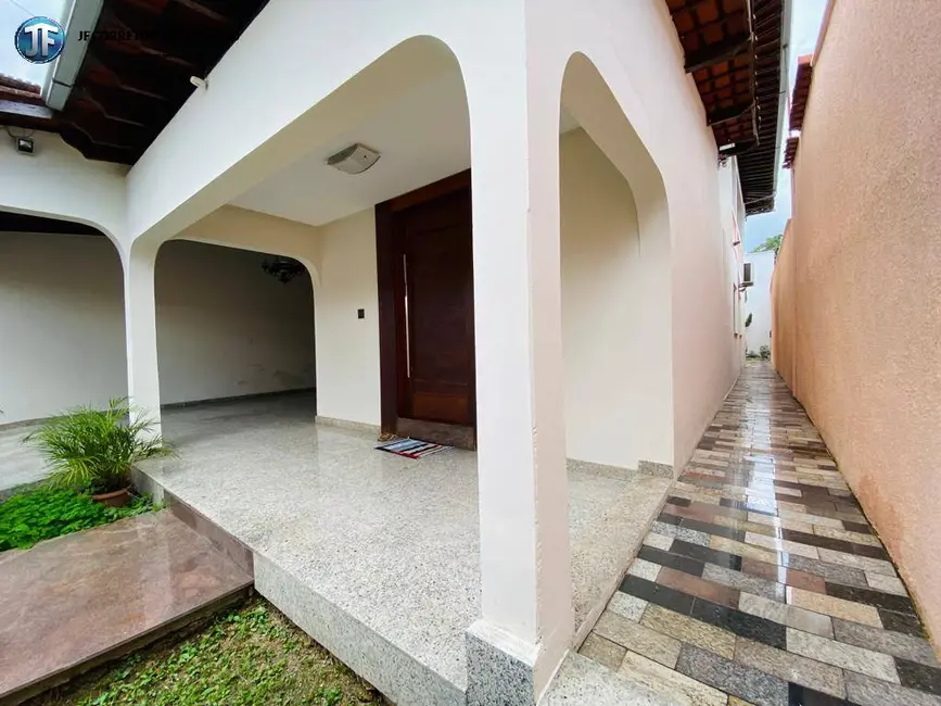 Foto 2 de Casa com 3 quartos à venda, 360m2 em Vila Ipanema, Ipatinga - MG