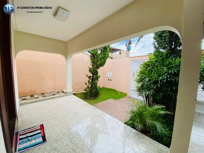 Casa com 3 quartos à venda, 250m2 em Vila Ipanema, Ipatinga - MG - imagem 4 Foto 4 de Casa com 3 quartos à venda, 250m2 em Vila Ipanema, Ipatinga - MG