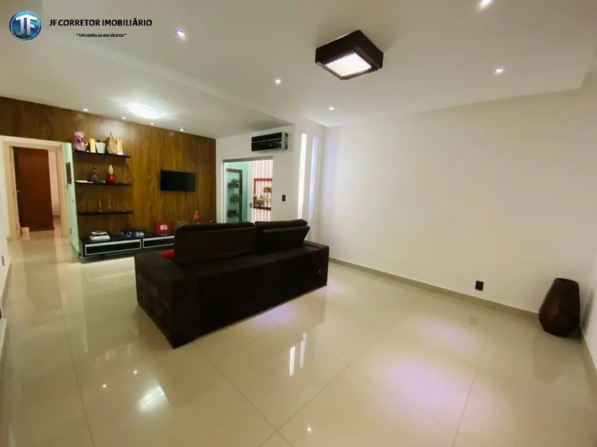 Casa com 3 quartos à venda, 250m2 em Vila Ipanema, Ipatinga - MG - imagem 5 Foto 5 de Casa com 3 quartos à venda, 250m2 em Vila Ipanema, Ipatinga - MG