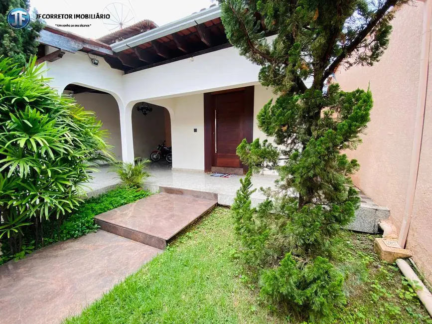 Foto 1 de Casa com 3 quartos à venda, 360m2 em Vila Ipanema, Ipatinga - MG