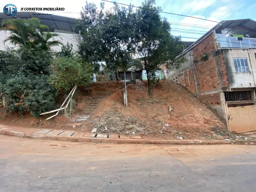 Foto 2 de Terreno / Lote à venda, 360m2 em Esperança, Ipatinga - MG