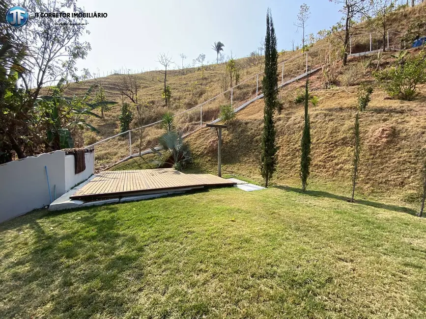 Foto 2 de Chácara com 3 quartos à venda, 5500m2 em Ipatinga - MG