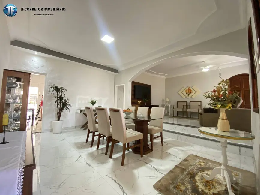 Casa com 3 quartos à venda, 208m2 em Imbaúbas, Ipatinga - MG - imagem 7 Foto 7 de Casa com 3 quartos à venda, 208m2 em Imbaúbas, Ipatinga - MG