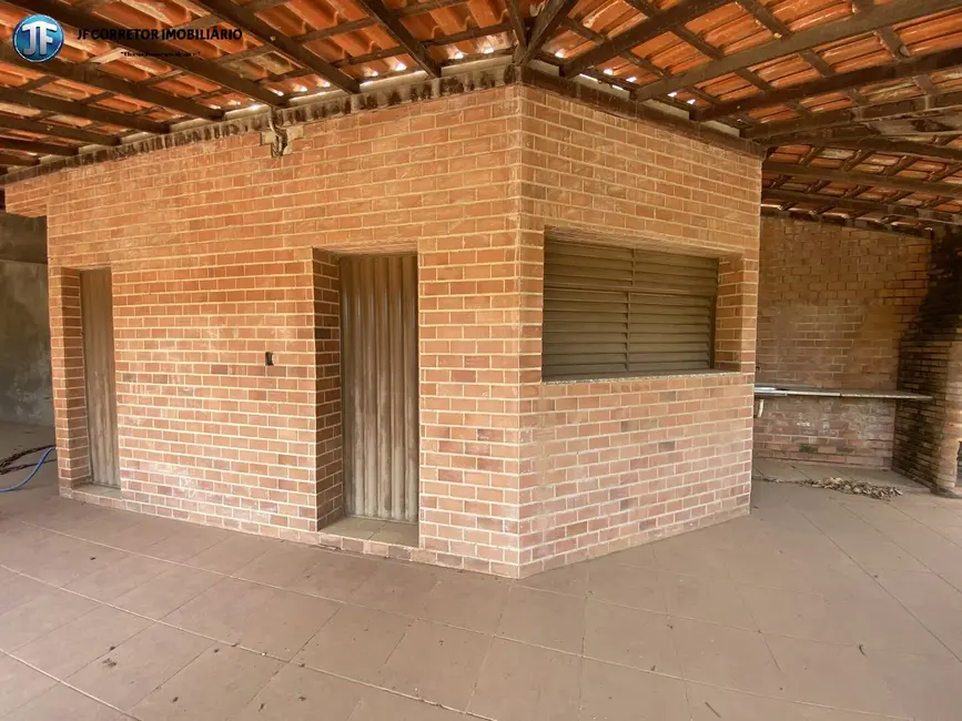 Chácara com 3 quartos à venda, 4000m2 em Santana Do Paraiso - MG - imagem 3 Foto 3 de Chácara com 3 quartos à venda, 4000m2 em Santana Do Paraiso - MG