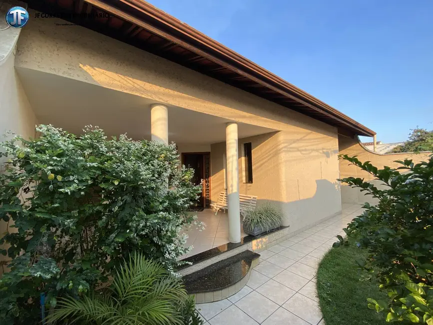 Foto 1 de Casa com 3 quartos à venda, 360m2 em Cariru, Ipatinga - MG