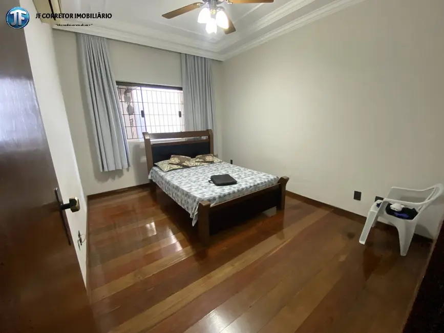 Casa com 4 quartos à venda, 360m2 em Iguaçu, Ipatinga - MG - imagem 9 Foto 9 de Casa com 4 quartos à venda, 360m2 em Iguaçu, Ipatinga - MG