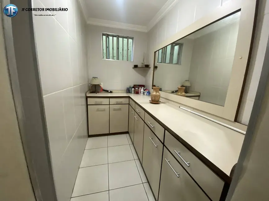 Casa com 4 quartos à venda, 342m2 em Bom Retiro, Ipatinga - MG - imagem 9 Foto 9 de Casa com 4 quartos à venda, 342m2 em Bom Retiro, Ipatinga - MG