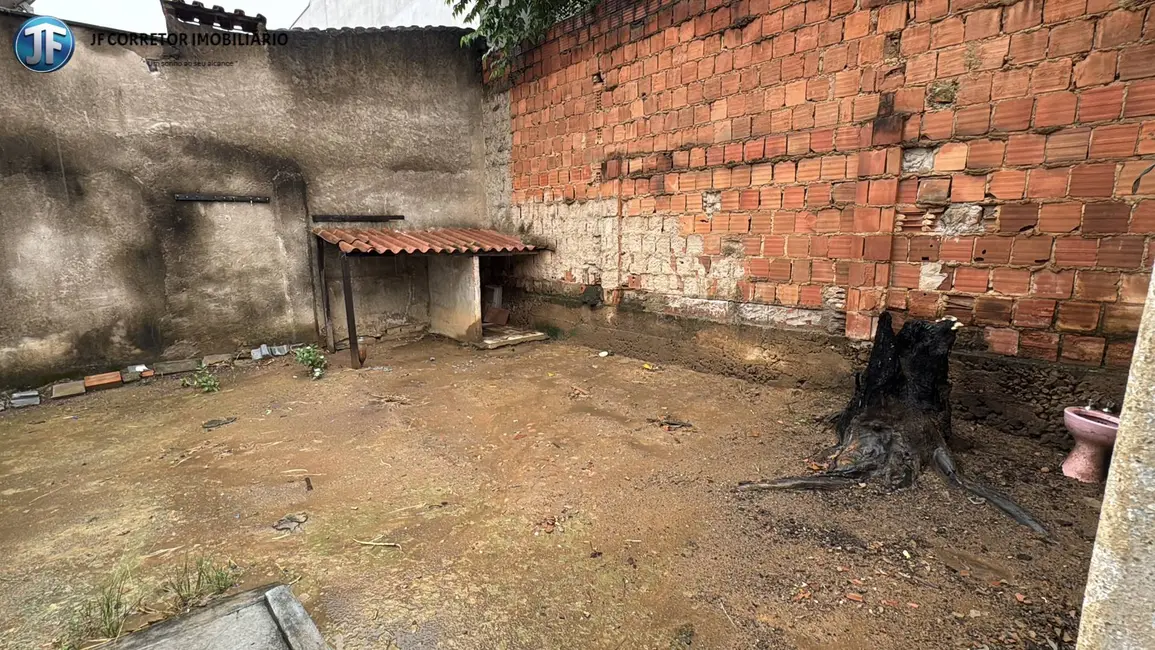 Foto 6 de Casa com 3 quartos à venda, 325m2 em Bom Retiro, Ipatinga - MG