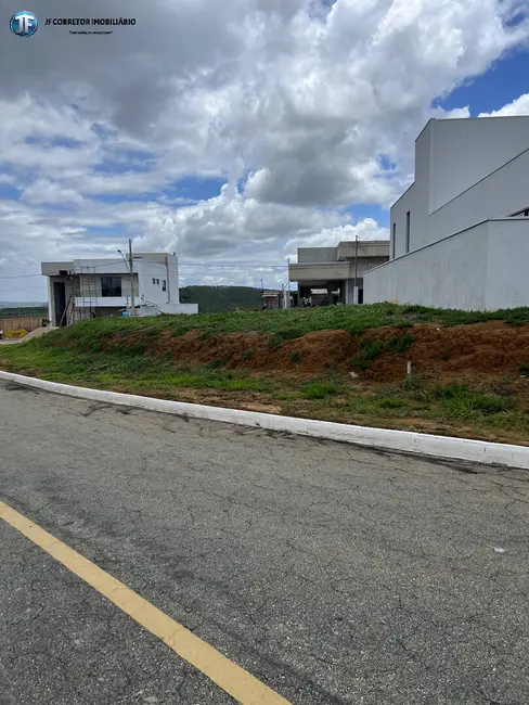 Foto 2 de Terreno / Lote à venda, 500m2 em Caratinga - MG