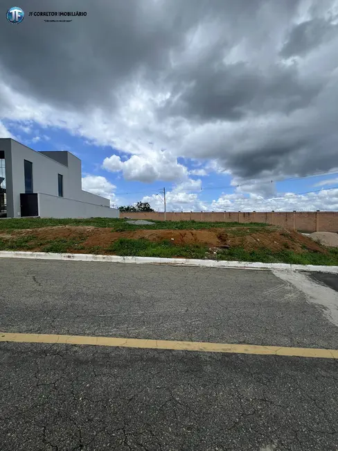 Foto 5 de Terreno / Lote à venda, 500m2 em Caratinga - MG