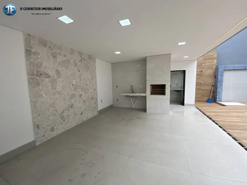 Casa com 3 quartos à venda, 342m2 em Bom Retiro, Ipatinga - MG - imagem 8 Foto 8 de Casa com 3 quartos à venda, 342m2 em Bom Retiro, Ipatinga - MG