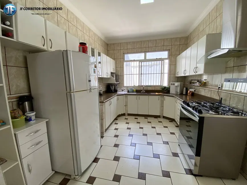 Casa com 3 quartos à venda, 155m2 em Ideal, Ipatinga - MG - imagem 9 Foto 9 de Casa com 3 quartos à venda, 155m2 em Ideal, Ipatinga - MG