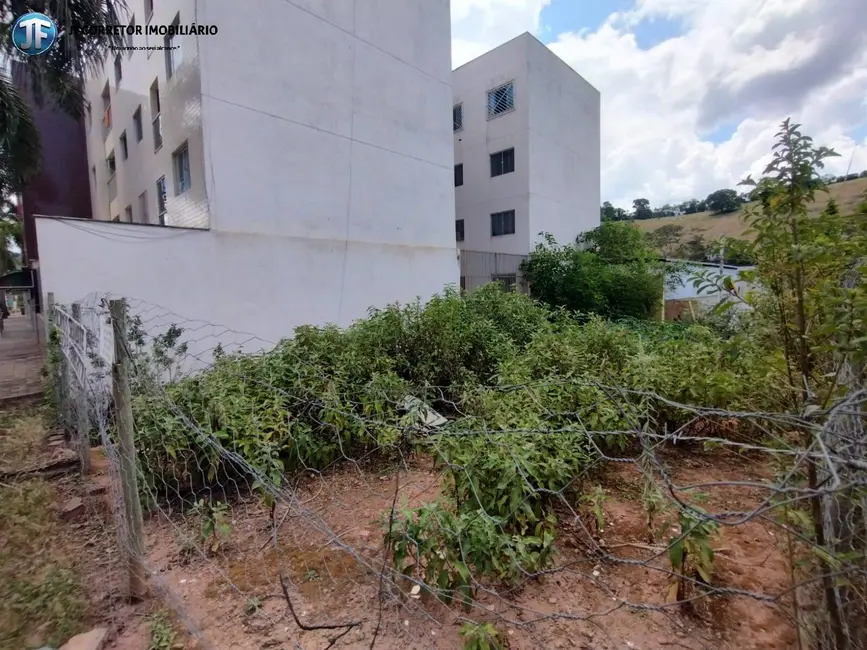 Terreno / Lote à venda, 295m2 em Santana Do Paraiso - MG - imagem 4 Foto 4 de Terreno / Lote à venda, 295m2 em Santana Do Paraiso - MG
