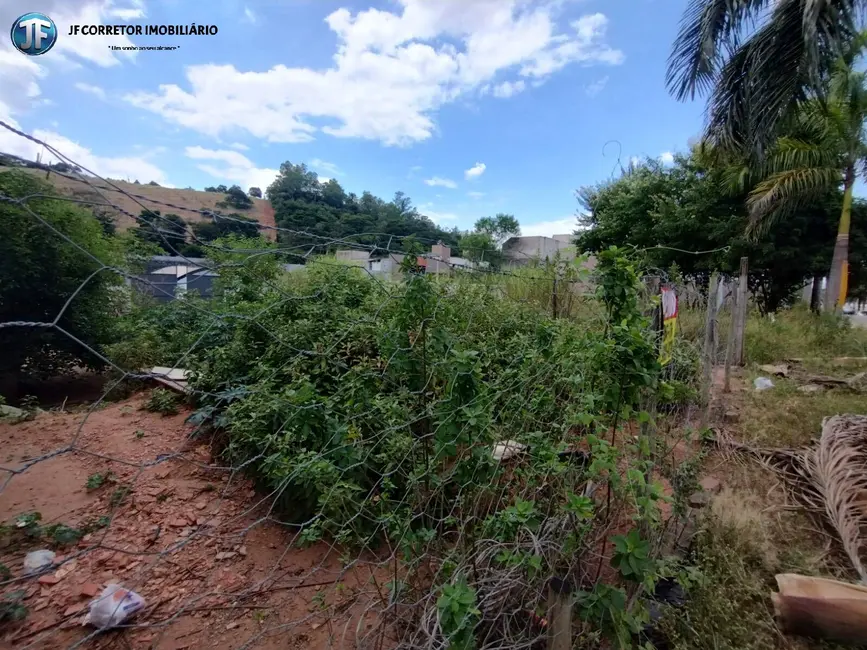 Foto 2 de Terreno / Lote à venda, 295m2 em Santana Do Paraiso - MG