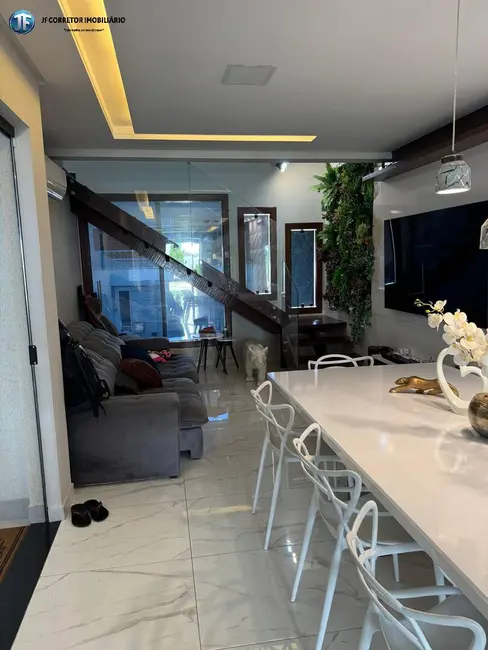 Foto 1 de Casa com 3 quartos à venda em Ipatinga - MG