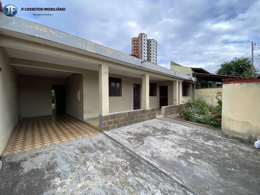 Foto 1 de Casa com 4 quartos à venda, 342m2 em Bom Retiro, Ipatinga - MG