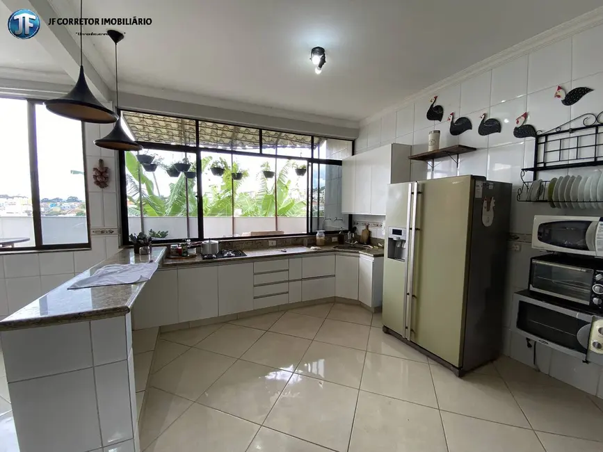 Casa com 5 quartos à venda, 490m2 em Santana Do Paraiso - MG - imagem 7 Foto 7 de Casa com 5 quartos à venda, 490m2 em Santana Do Paraiso - MG