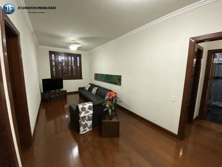 Casa com 4 quartos à venda, 351m2 em Das Águas, Ipatinga - MG - imagem 7 Foto 7 de Casa com 4 quartos à venda, 351m2 em Das Águas, Ipatinga - MG