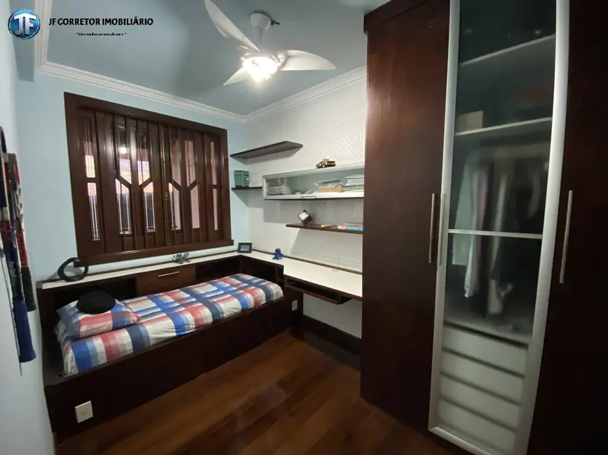 Casa com 4 quartos à venda, 351m2 em Das Águas, Ipatinga - MG - imagem 9 Foto 9 de Casa com 4 quartos à venda, 351m2 em Das Águas, Ipatinga - MG