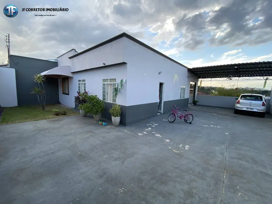 Foto 2 de Casa com 3 quartos à venda, 115m2 em Ideal, Ipatinga - MG