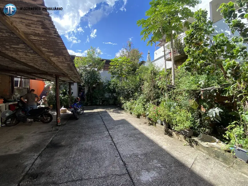 Foto 2 de Casa com 2 quartos à venda, 200m2 em Centro, Ipatinga - MG