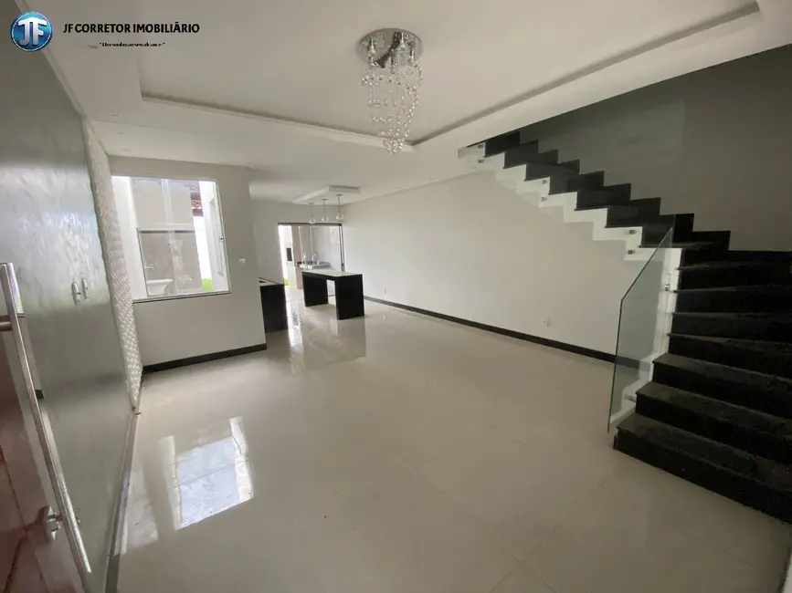 Foto 2 de Casa com 3 quartos à venda, 160m2 em Santana Do Paraiso - MG