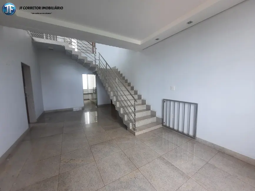 Foto 2 de Apartamento com 4 quartos à venda, 220m2 em Imbaúbas, Ipatinga - MG