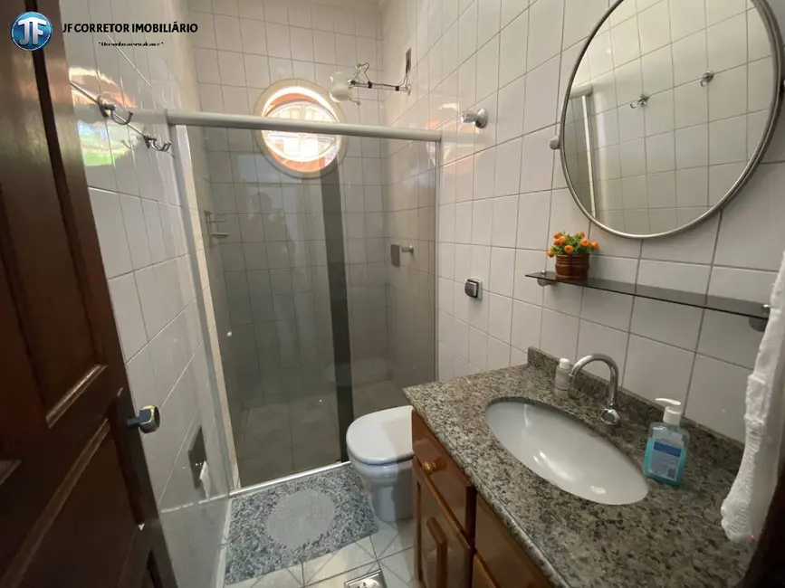Casa com 3 quartos à venda, 242m2 em Bom Retiro, Ipatinga - MG - imagem 5 Foto 5 de Casa com 3 quartos à venda, 242m2 em Bom Retiro, Ipatinga - MG