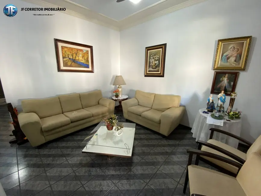 Casa com 3 quartos à venda, 242m2 em Bom Retiro, Ipatinga - MG - imagem 8 Foto 8 de Casa com 3 quartos à venda, 242m2 em Bom Retiro, Ipatinga - MG