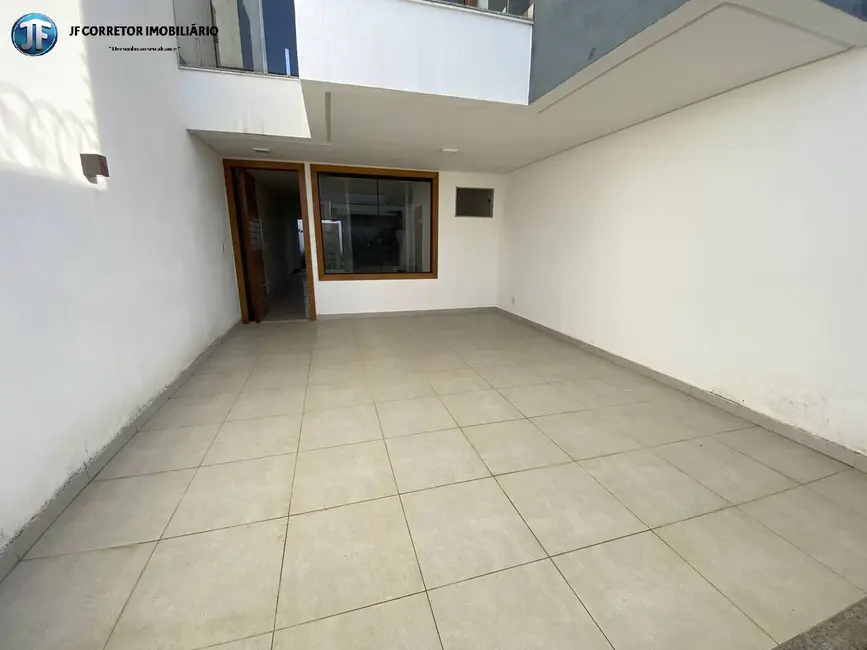 Foto 2 de Casa com 3 quartos à venda, 163m2 em Santana Do Paraiso - MG
